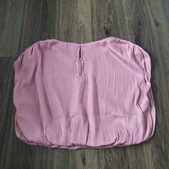 NWOT ASTR Cropped Double Layer Ballon Hem Sleeveless Blouse Size L - Picture 6 of 7